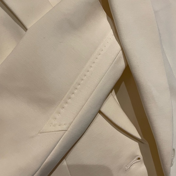 2 Piece Suit - Picture 3 of 9